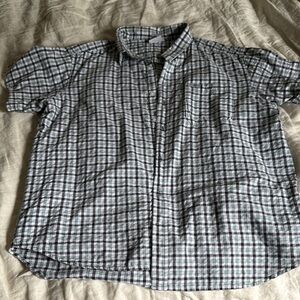 Columbia Gray and Green Casual Button Down Shirt. New no tags. 15% off 3 Bundle